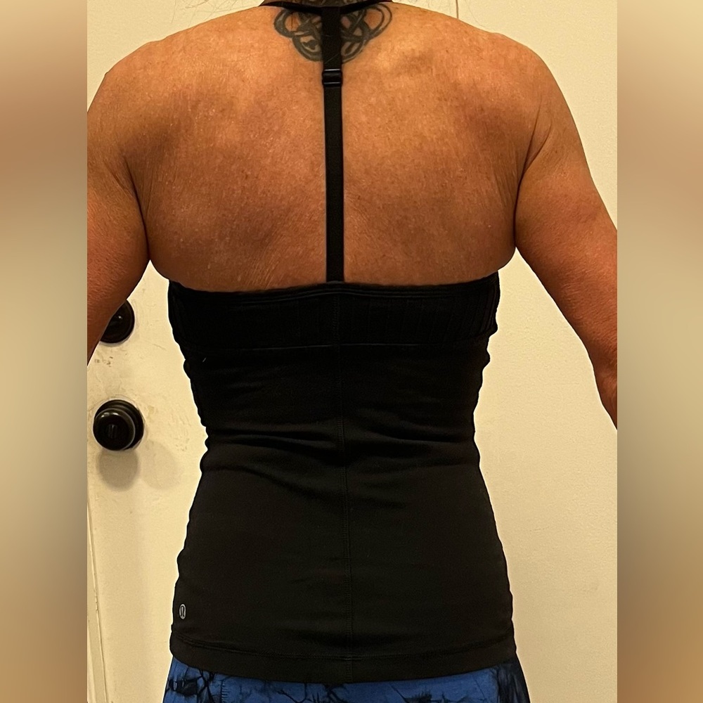 Lululemon black strappy tank
